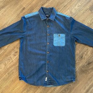 Express Chambray Woven shirt